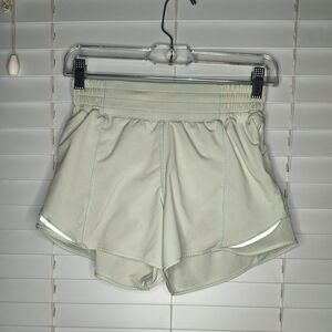 Lululemon Women's Shorts Size 4 Light Green Run Speed Short